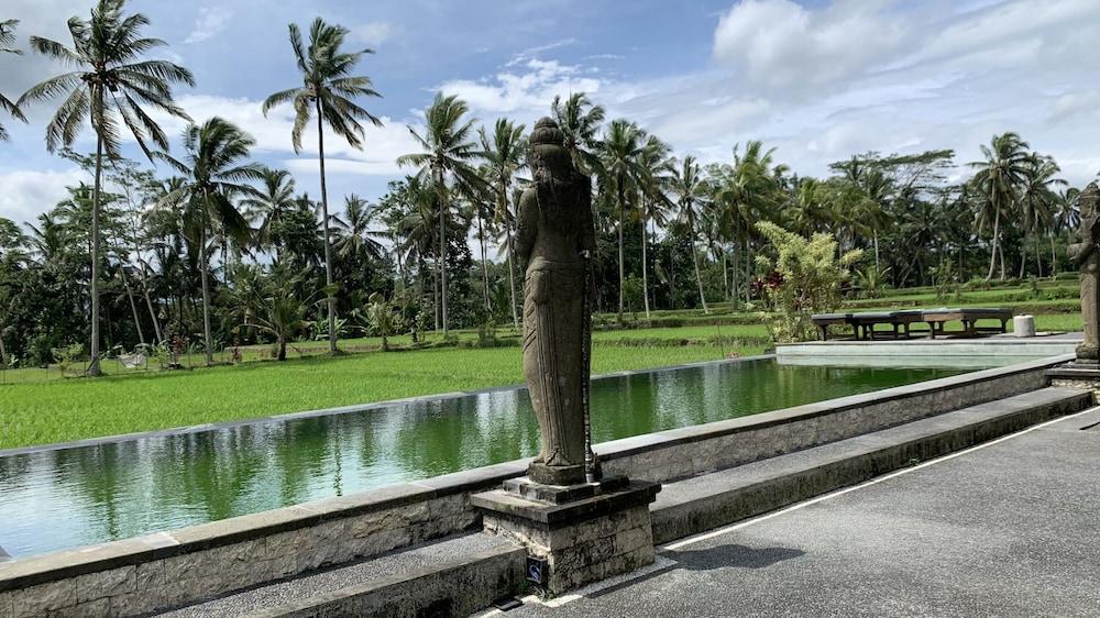 Pajar House Ubud Suite & Villas エクステリア 写真